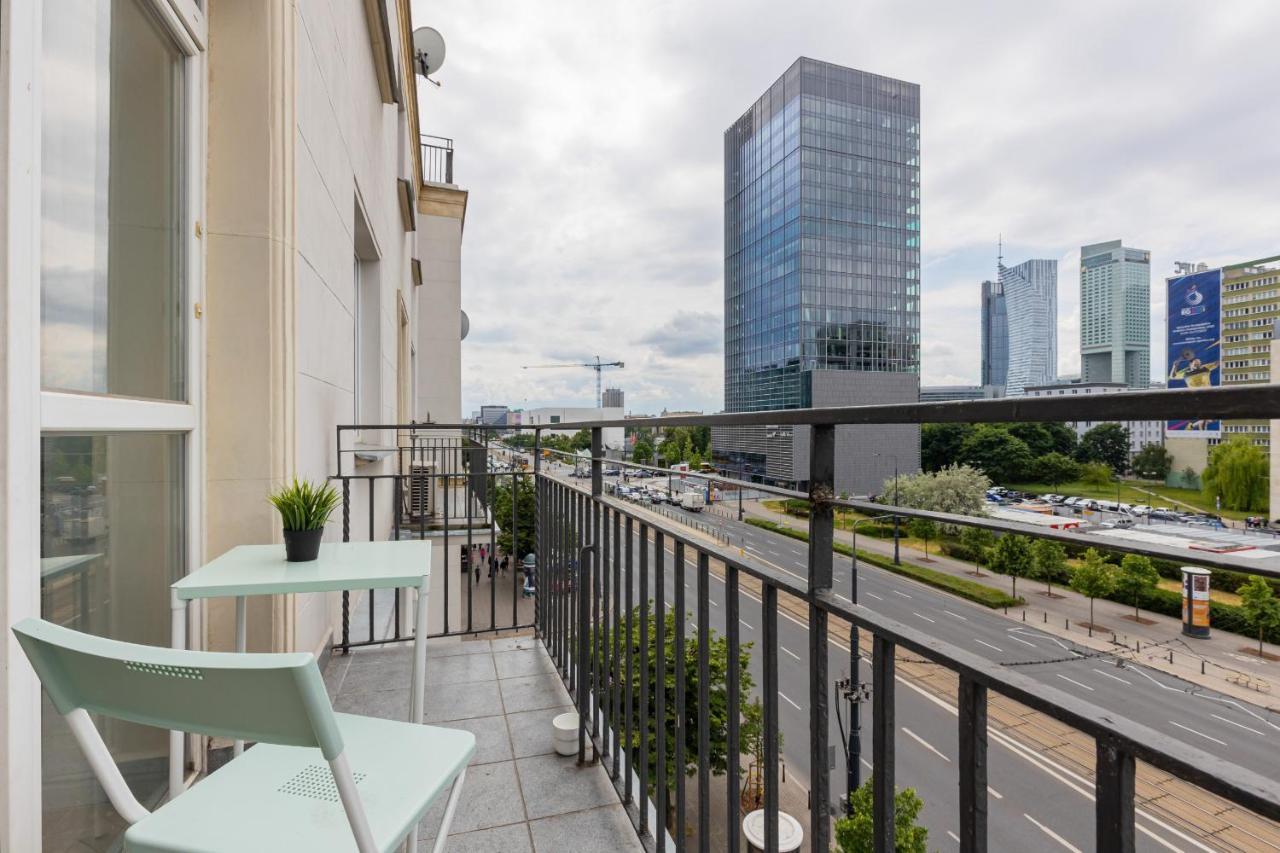 Trendy Apartment Marszalkowska With City View Near Ogrod Saski By Noclegi Renters Warsaw Luaran gambar